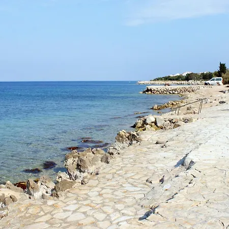 By The Sea Mandre, Pag - 24320 * קולאן