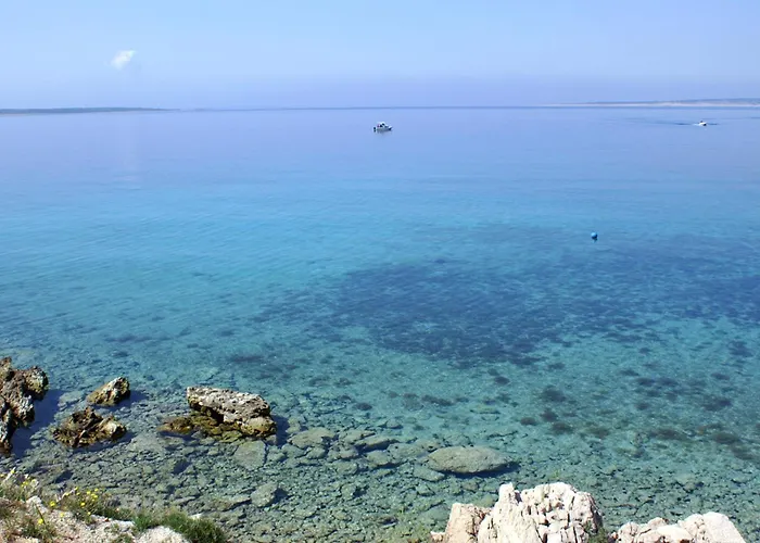 By The Sea Mandre, Pag - 24320 Kolan