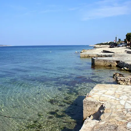 Apartment By The Sea Mandre, Pag - 24320 *