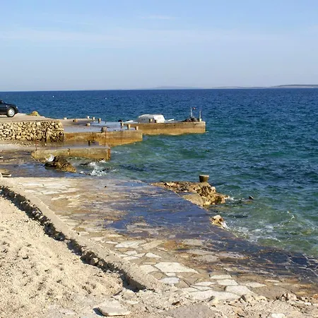 By The Sea Mandre, Pag - 24320 Apartment