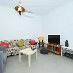 Appartement By The Sea Mandre, Pag - 24320 *